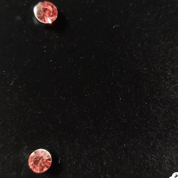 Angel Wing Pink Zirconia Set - Picture 2 of 9